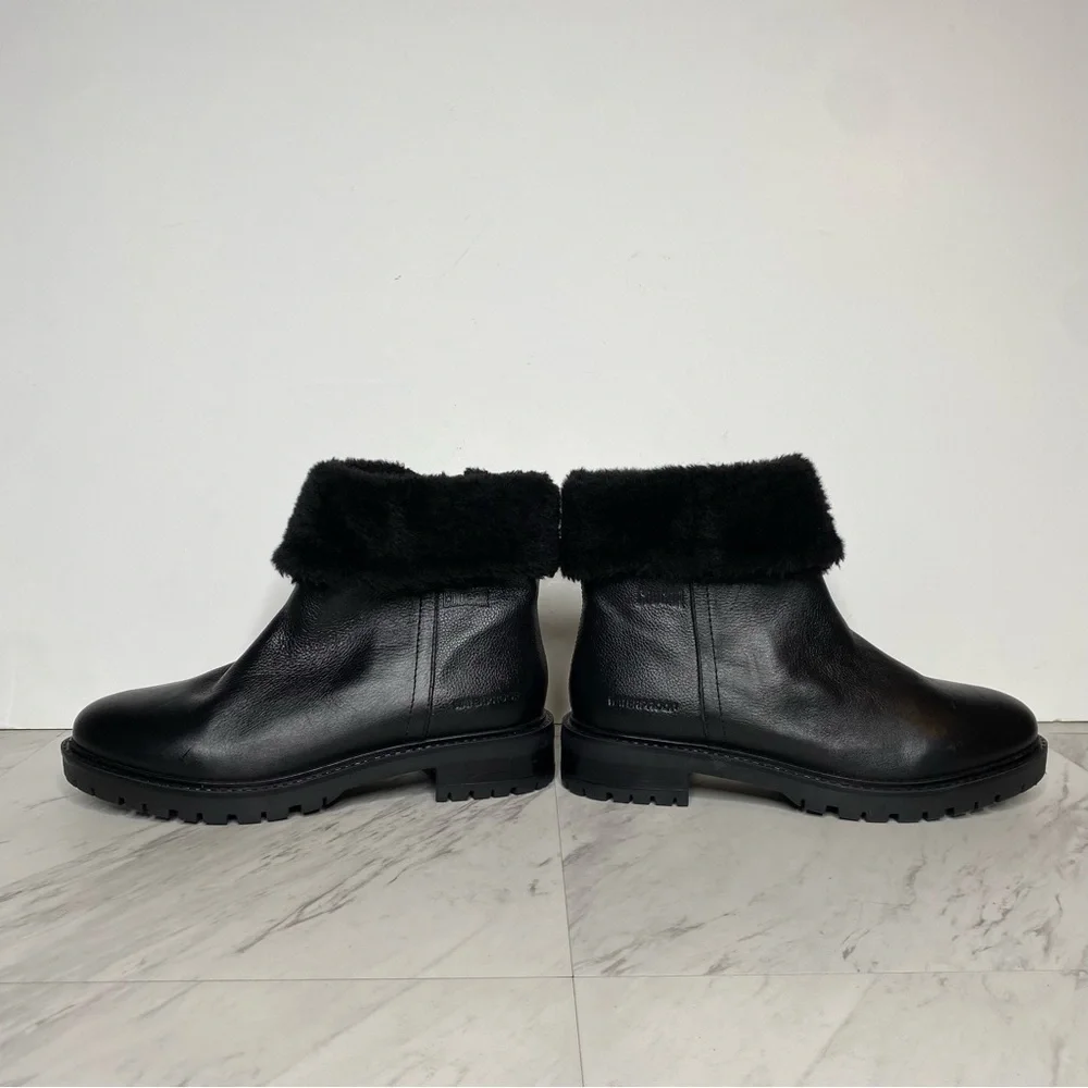 Cougar Kendal Faux Fur Cuff Black Leather Bootie 6